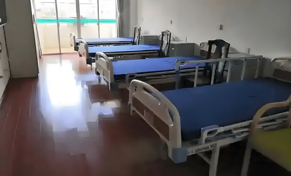 非应届生来深圳工作怎么落户_陈梦与演员任嘉伦一起打乒乓球，两人系发小+队友 人对于的老突发疾病