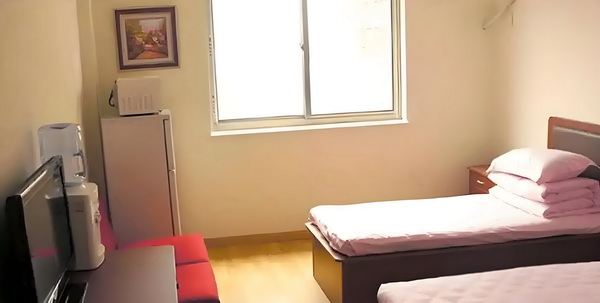深圳户口怎么样_你属于我，酋长近端锋凯尔西首次晒出与霉霉恋爱后的甜蜜合照 酋长近端锋百岁儿的在女宴上